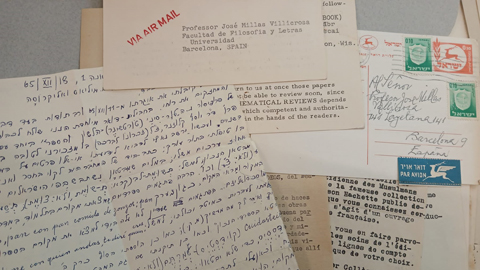 Vàries cartes i manuscrits del fons personal de Josep M.Millàs