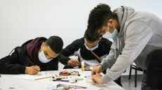 Programa Entre Joves activitat collage