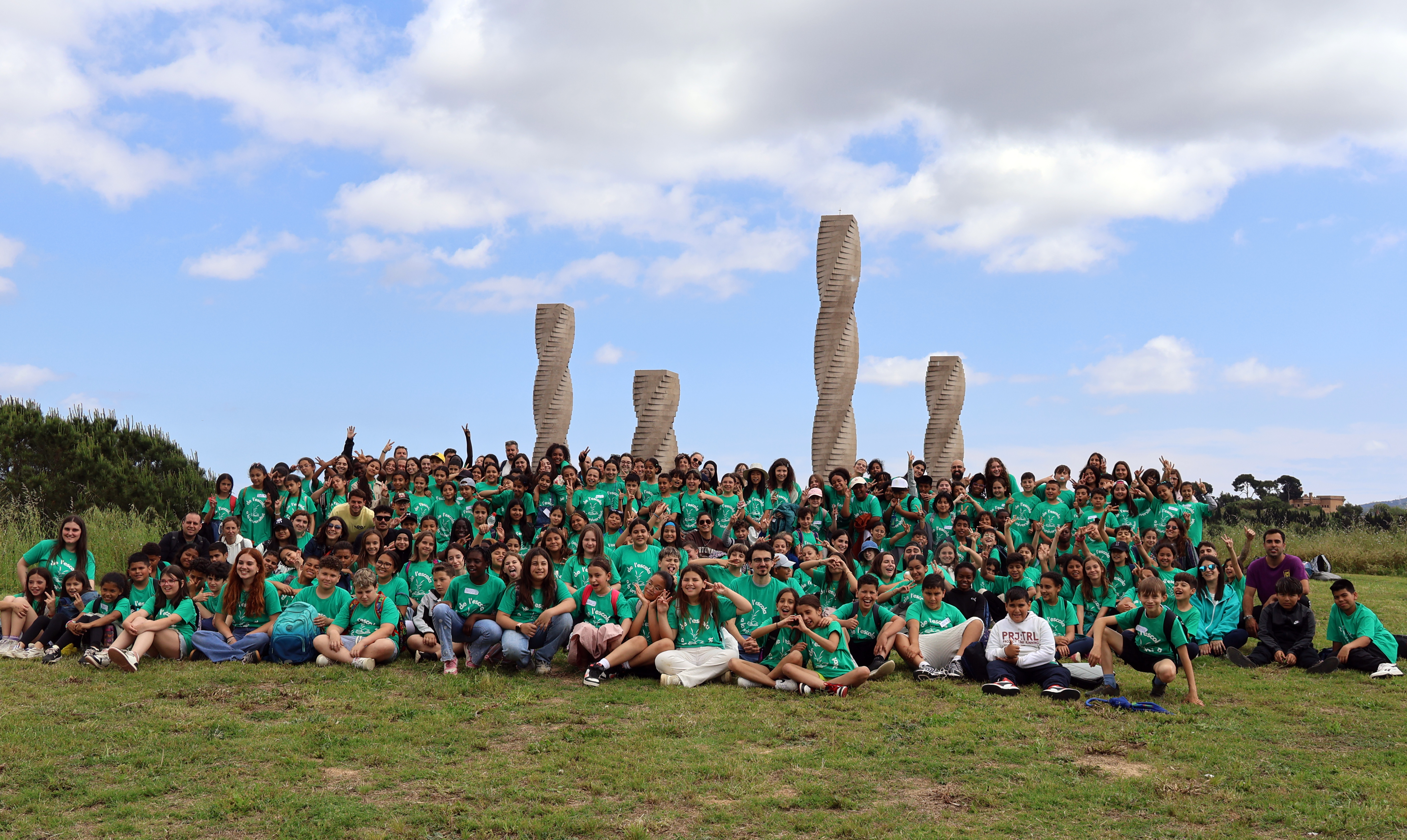 180 infants del programa socioeducatiu CROMA 2.0 van visitar la UAB per conèixer el món un