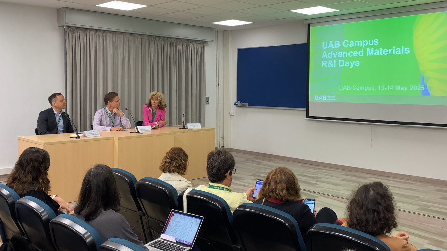 Sessió inauguració de la jornada sobre materials avançats