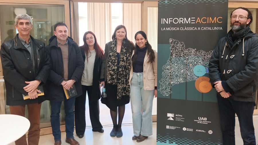 L'equip d'investigadors de la UAB que han elaborat l'informe