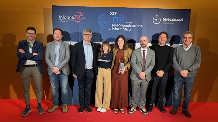 Lucía Pallarés, premi 30a Nit Telecomunicacions Informàtica
